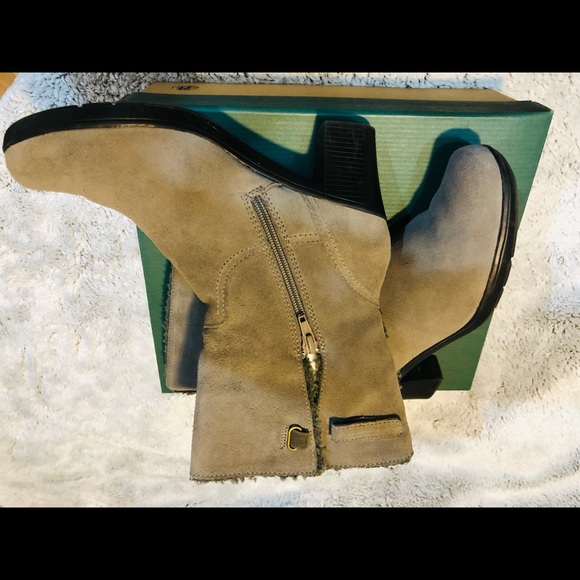 Clarks Shoes - Clarks Suede Shoes